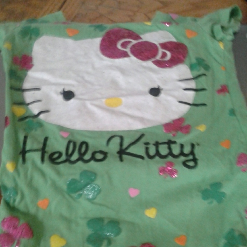 Girls hello kitty shirt